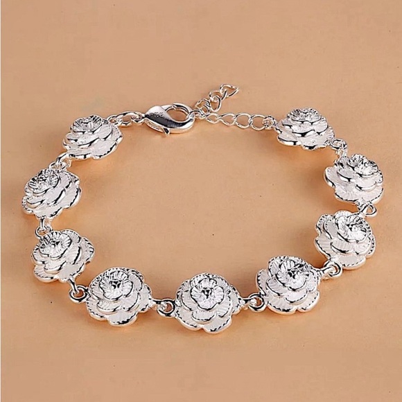 STERLING SILVER FLOWER BRACELET - Picture 6 of 6